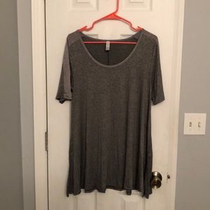 LulaRoe perfect t NWOT